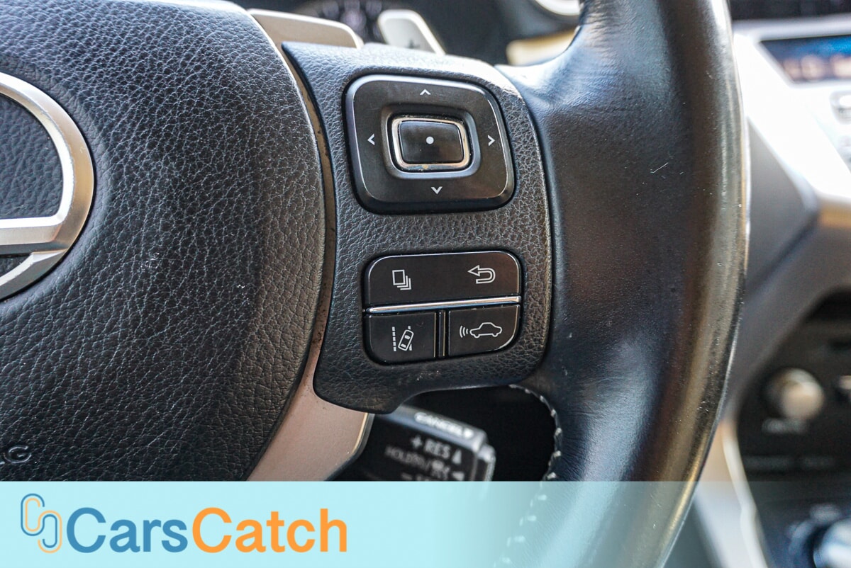 CARSCATCH - Used vehicle - SUV LEXUS NX 2019