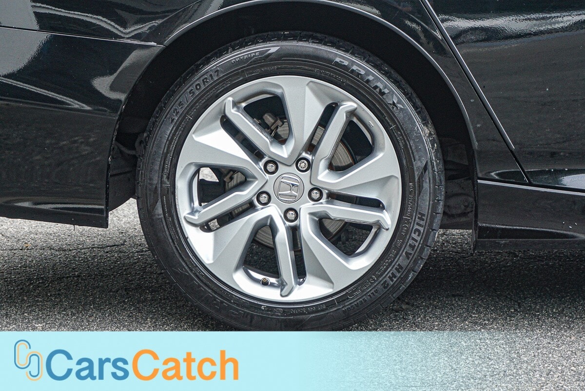 CARSCATCH - Used vehicle - SEDAN HONDA ACCORD 2020