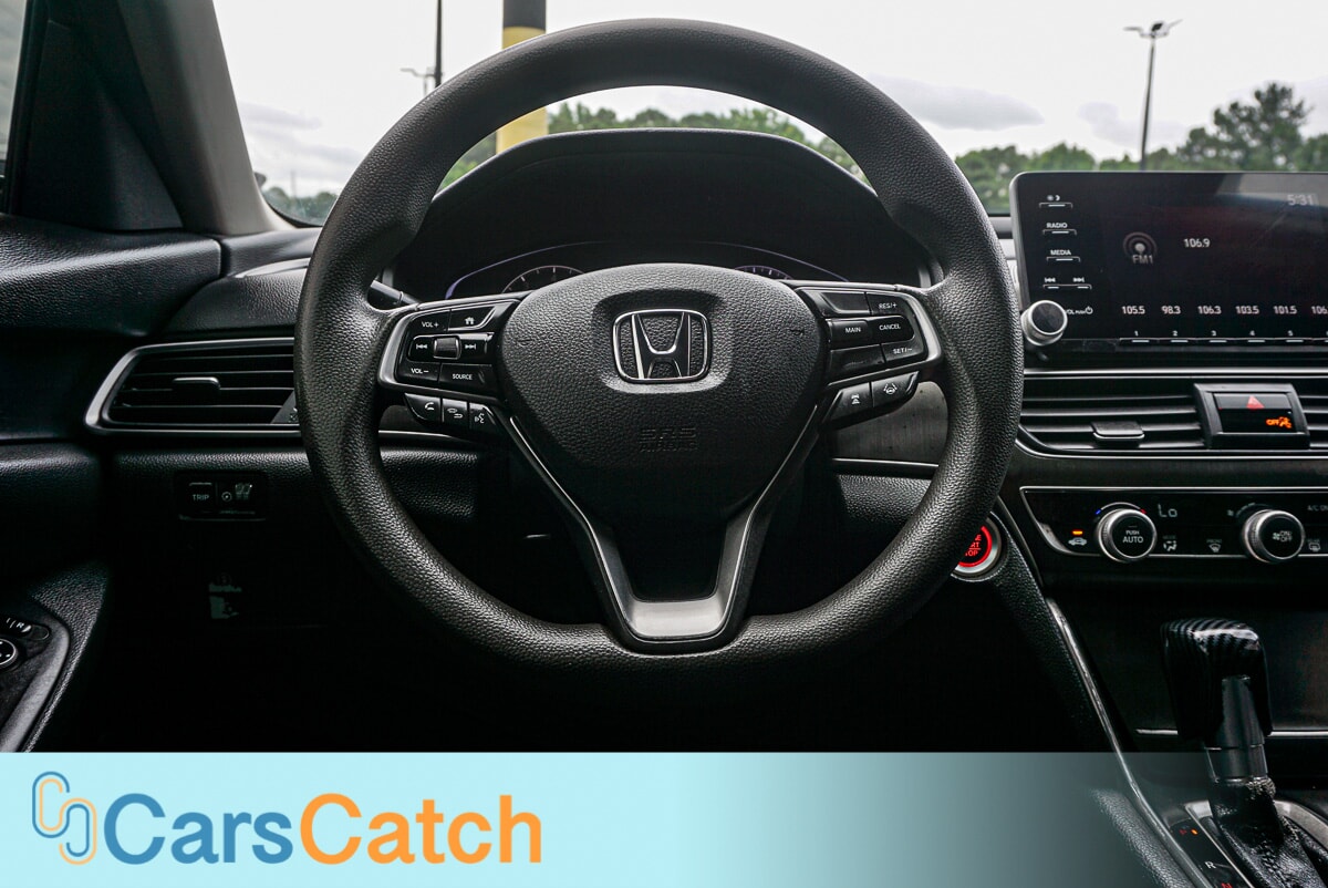 CARSCATCH - Used vehicle - SEDAN HONDA ACCORD 2020