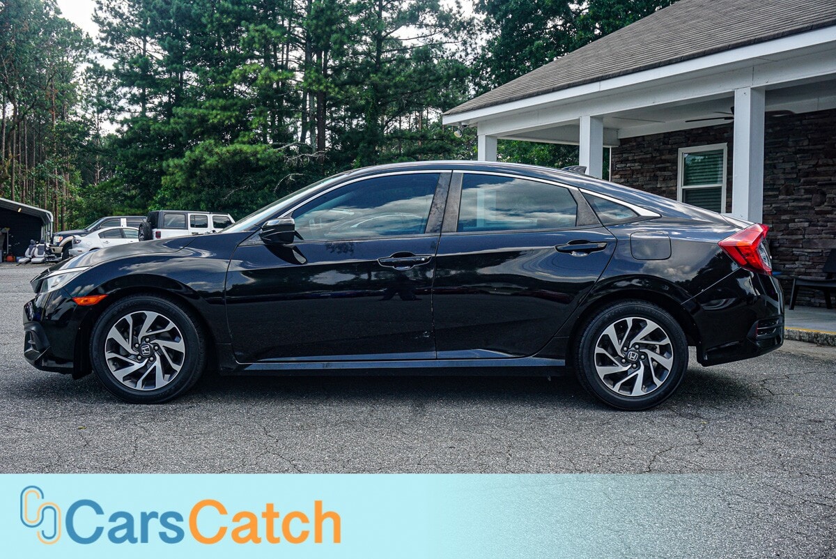 CARSCATCH - Used vehicle - SEDAN HONDA CIVIC 2018