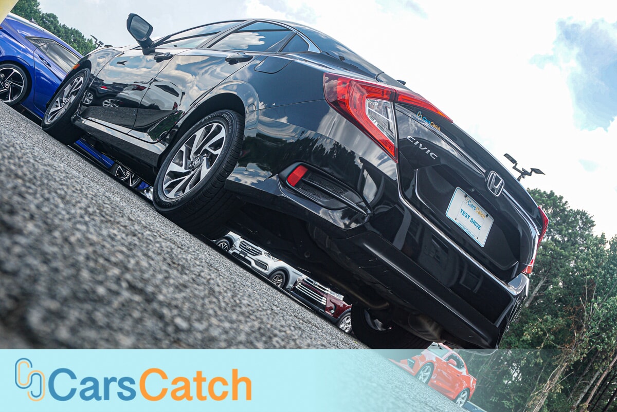 CARSCATCH - Used vehicle - SEDAN HONDA CIVIC 2018