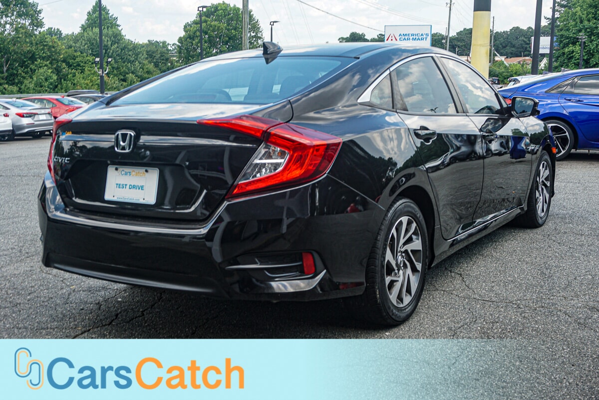 CARSCATCH - Used vehicle - SEDAN HONDA CIVIC 2018
