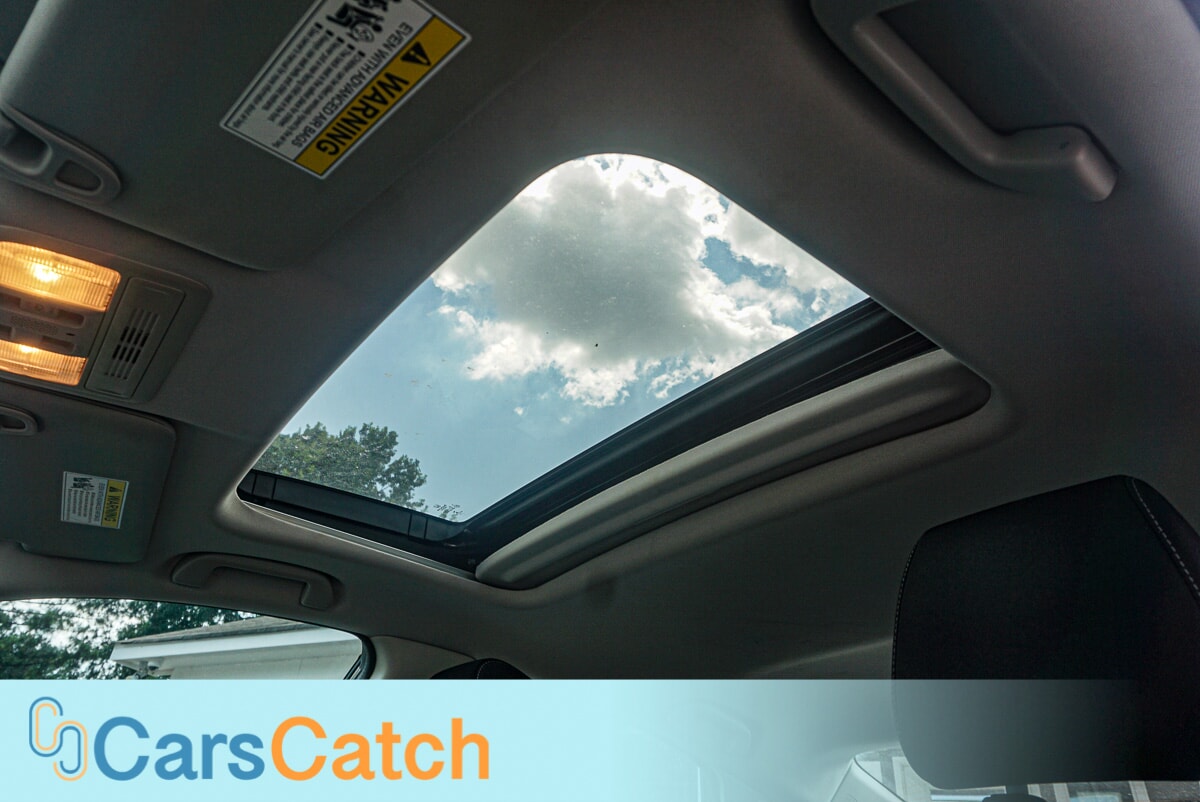 CARSCATCH - Used vehicle - SEDAN HONDA CIVIC 2018