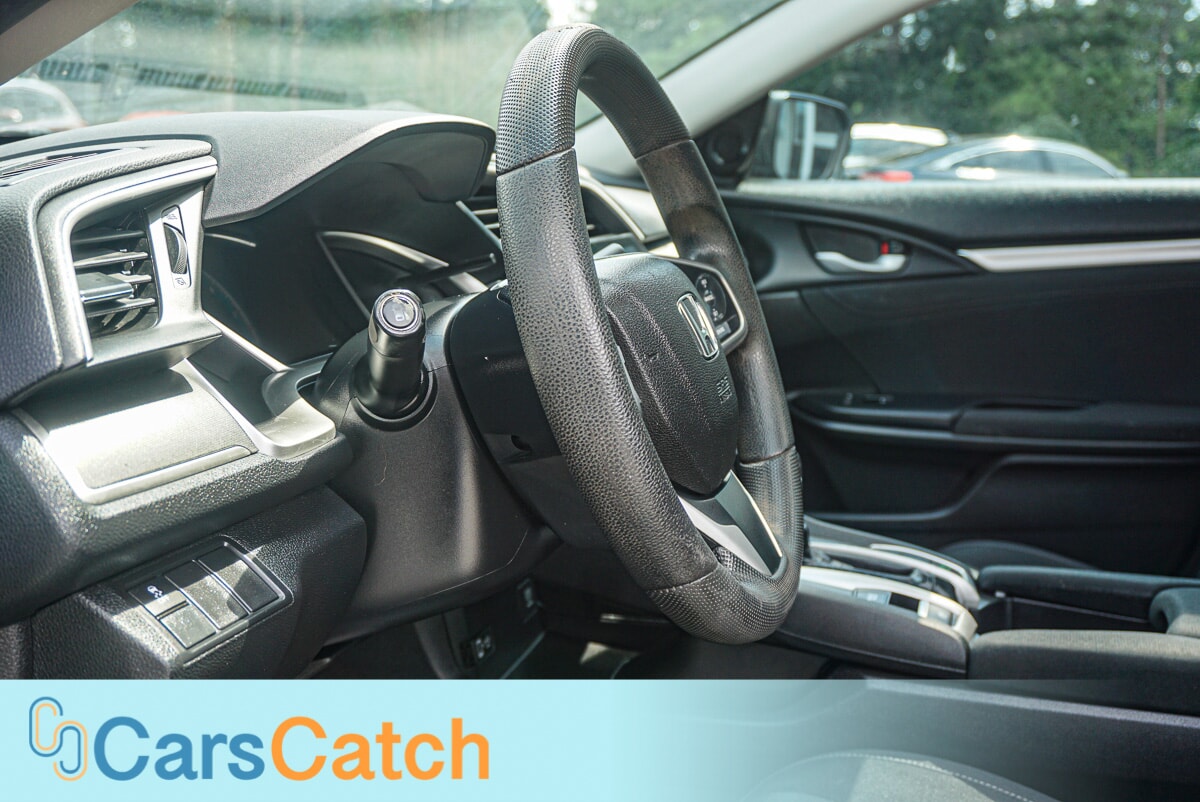 CARSCATCH - Used vehicle - SEDAN HONDA CIVIC 2018