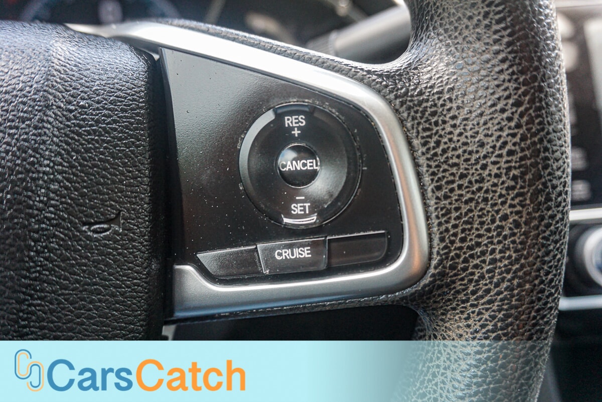 CARSCATCH - Used vehicle - SEDAN HONDA CIVIC 2018