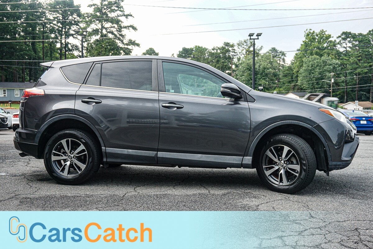 CARSCATCH - Used vehicle - SUV TOYOTA RAV4 2018