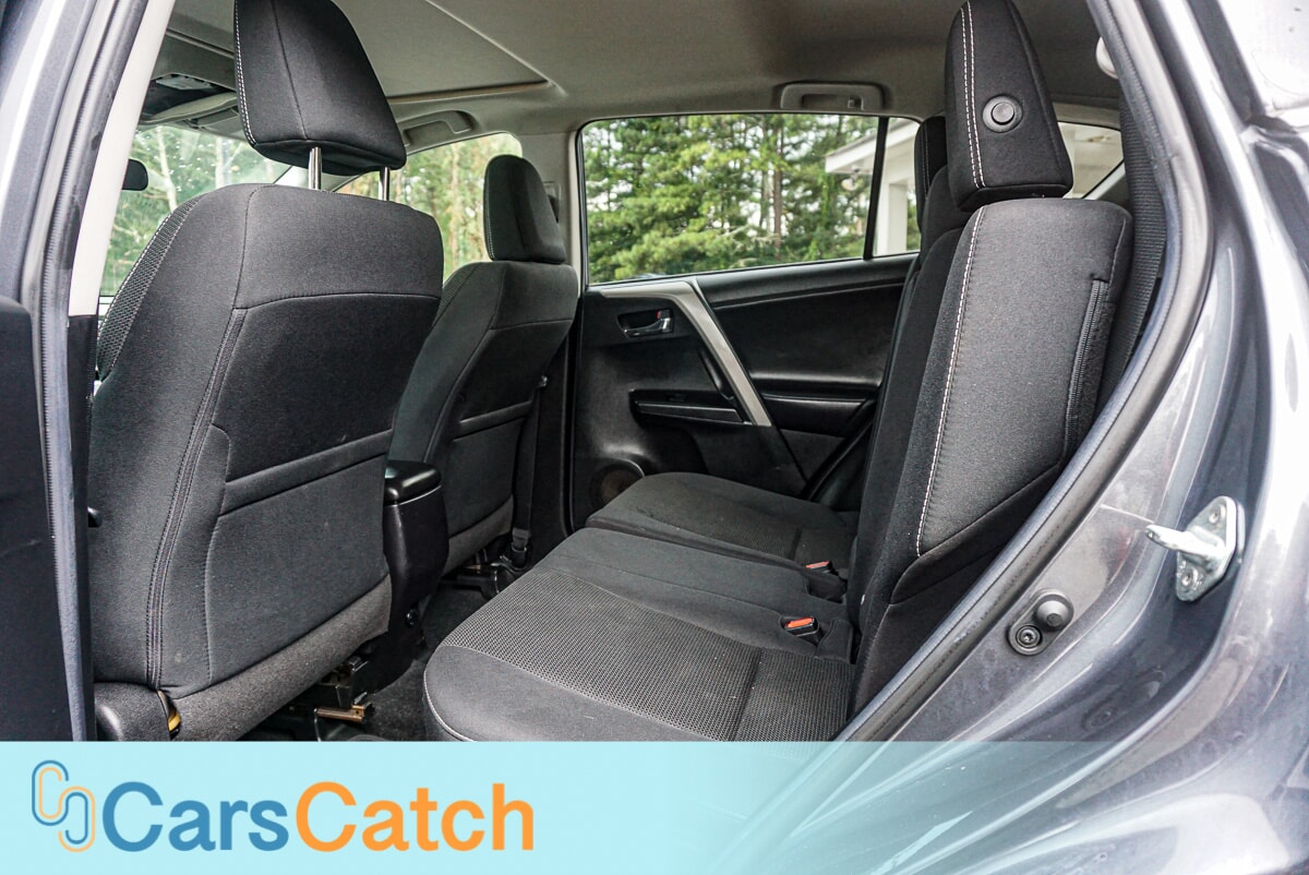 CARSCATCH - Used vehicle - SUV TOYOTA RAV4 2018