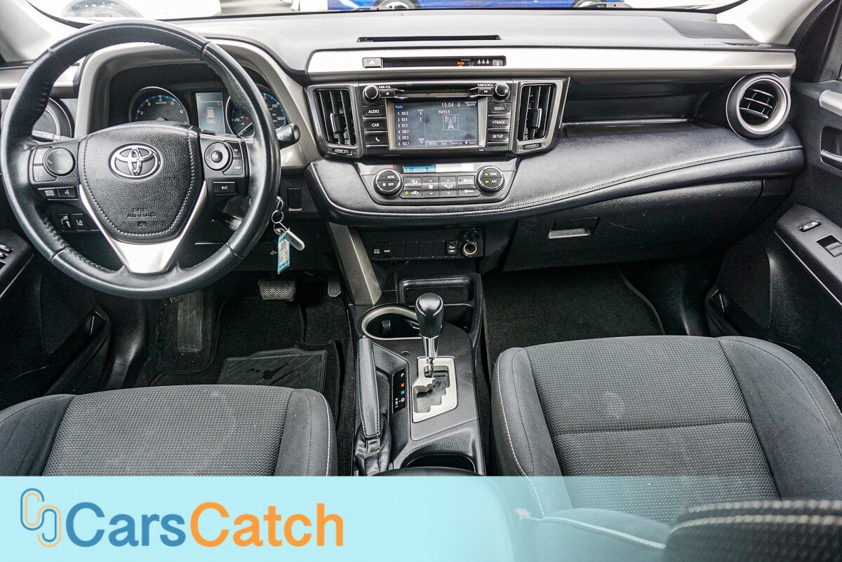 CARSCATCH - Used vehicle - SUV TOYOTA RAV4 2018