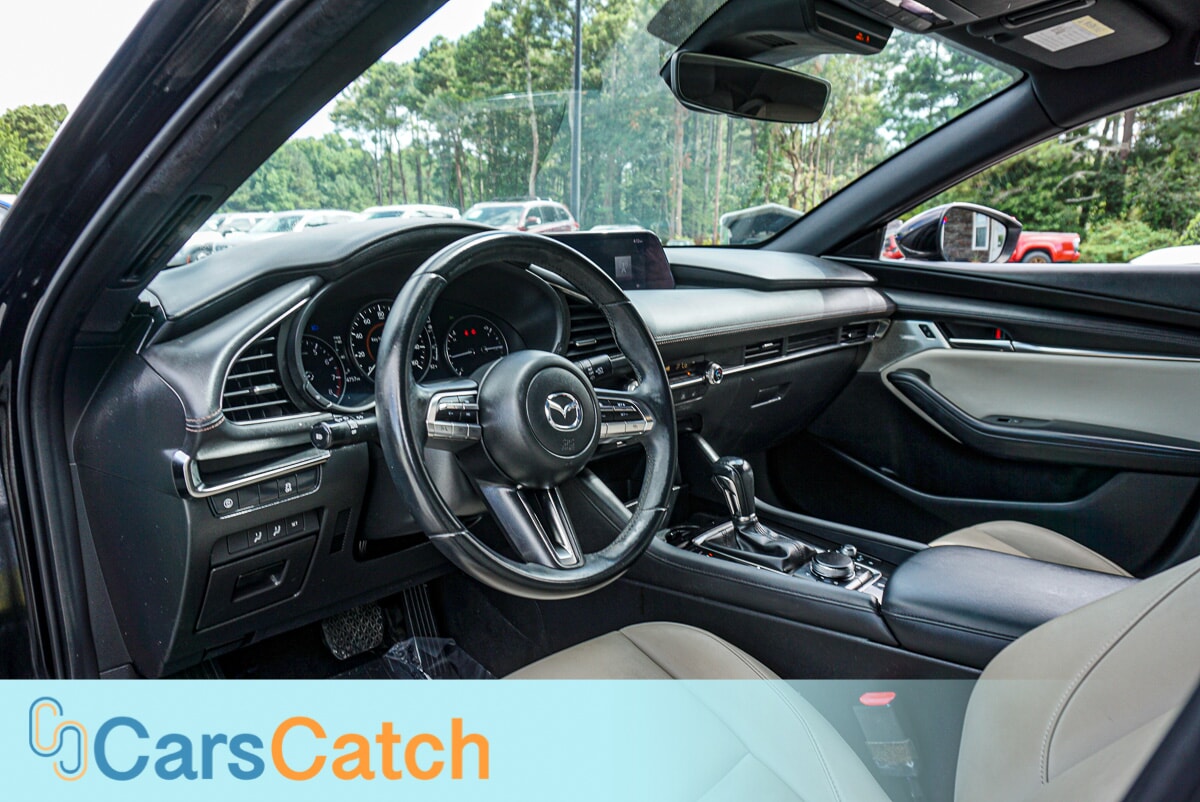 CARSCATCH - Used vehicle - SEDAN MAZDA MAZDA3 HATCHBACK 2019