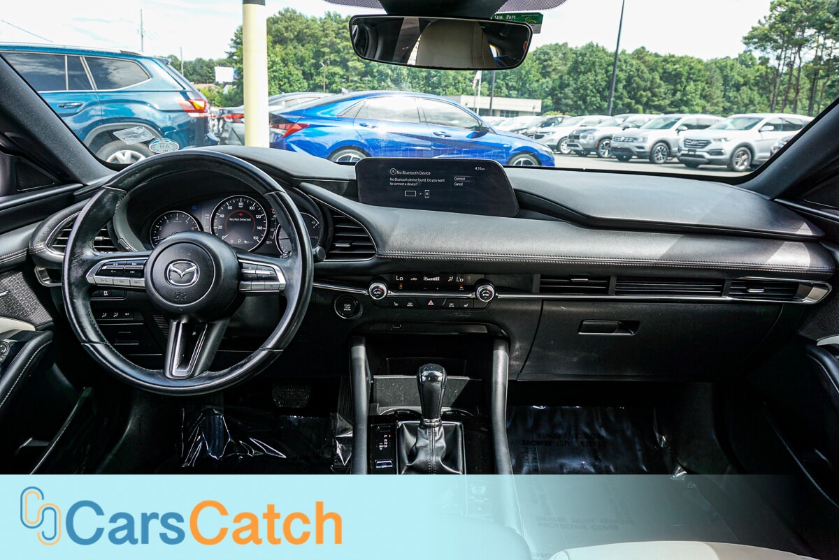 CARSCATCH - Used vehicle - SEDAN MAZDA MAZDA3 HATCHBACK 2019