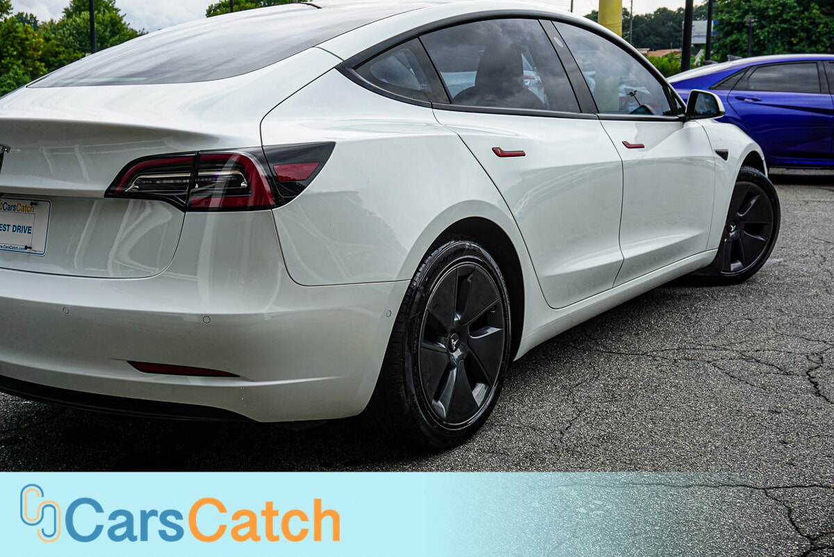 CARSCATCH - Used vehicle - SEDAN TESLA MODEL 3 2022