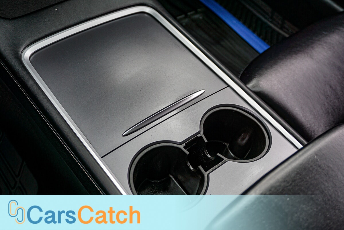 CARSCATCH - Used vehicle - SEDAN TESLA MODEL 3 2022