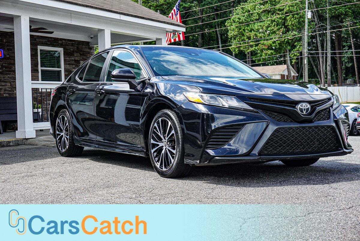 CARSCATCH - Used vehicle - SEDAN TOYOTA CAMRY 2018