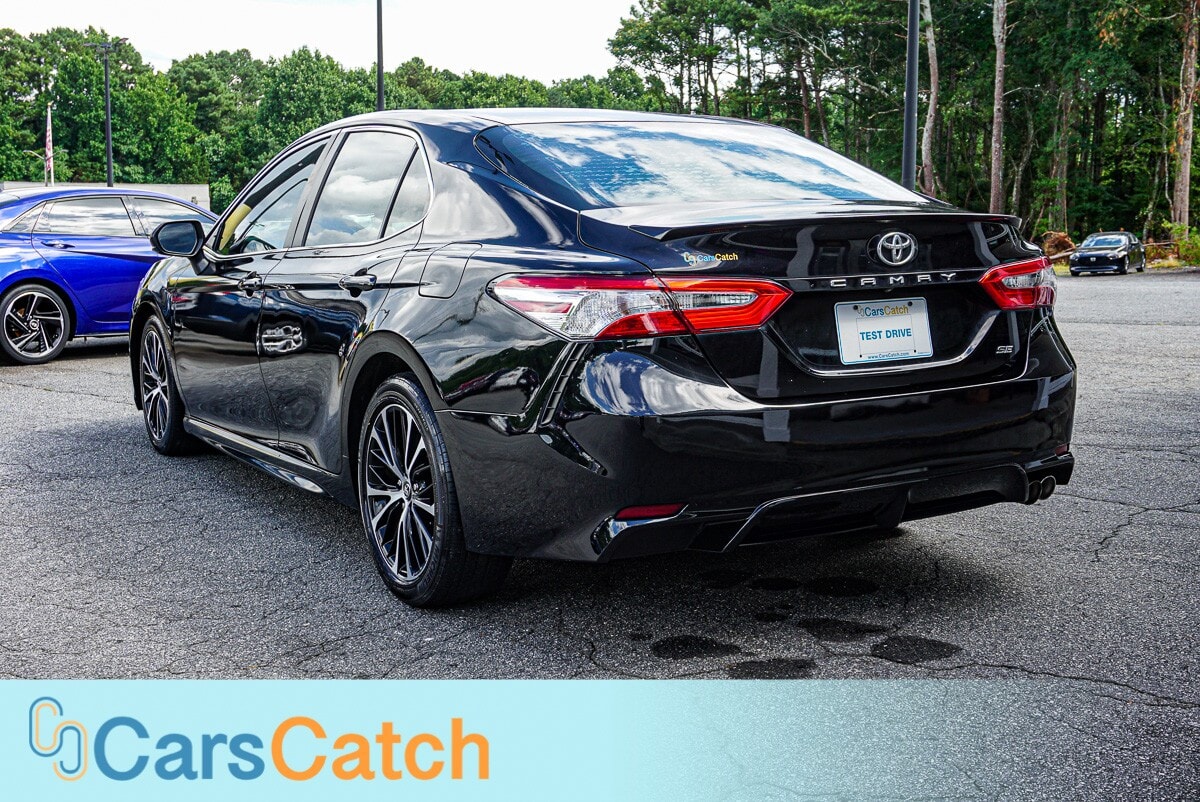 CARSCATCH - Used vehicle - SEDAN TOYOTA CAMRY 2018