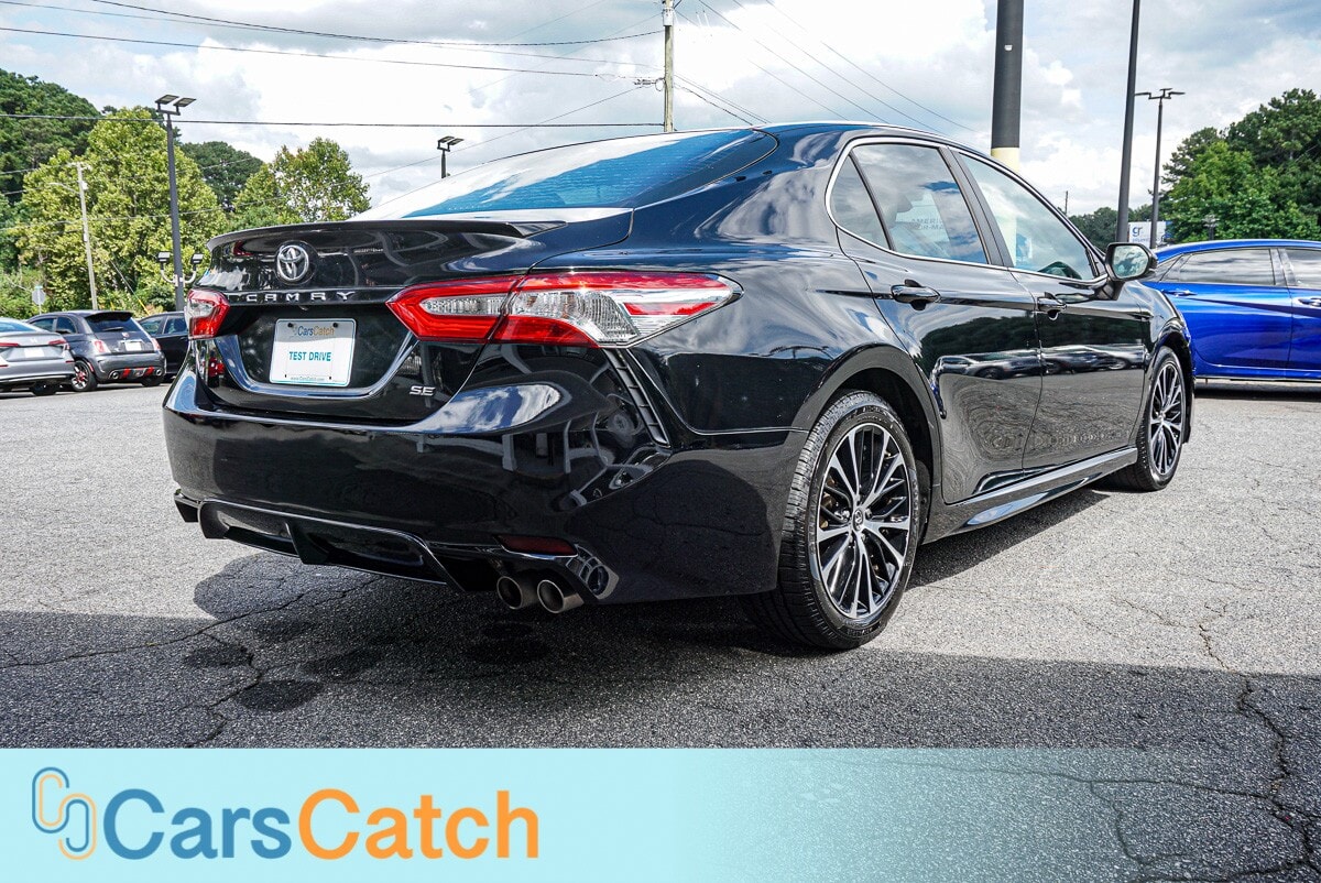 CARSCATCH - Used vehicle - SEDAN TOYOTA CAMRY 2018