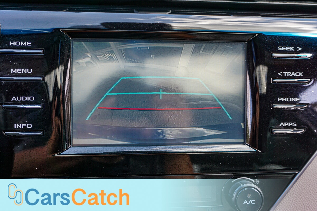 CARSCATCH - Used vehicle - SEDAN TOYOTA CAMRY 2018
