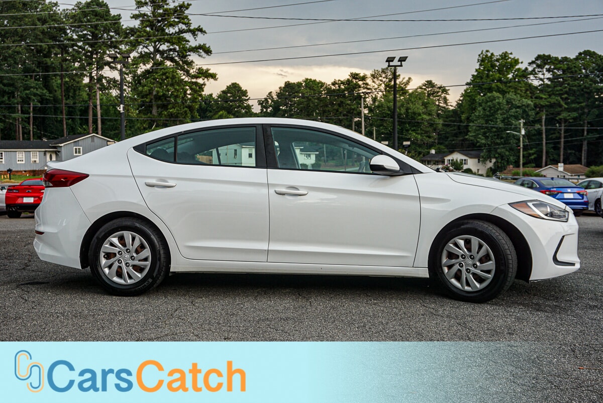 CARSCATCH - Used vehicle - SEDAN HYUNDAI ELANTRA 2018