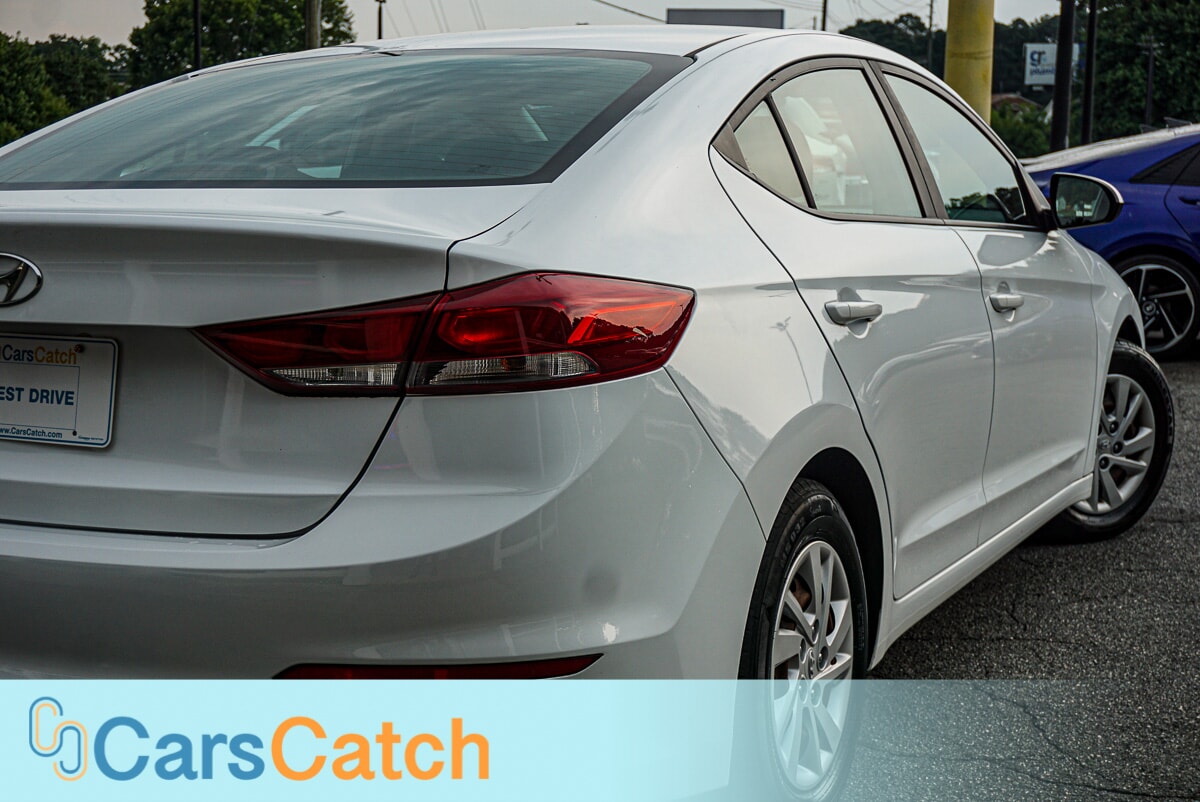 CARSCATCH - Used vehicle - SEDAN HYUNDAI ELANTRA 2018