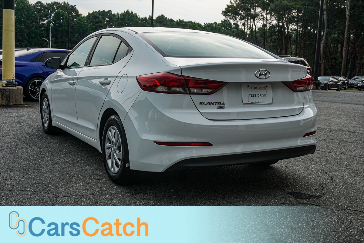 CARSCATCH - Used vehicle - SEDAN HYUNDAI ELANTRA 2018