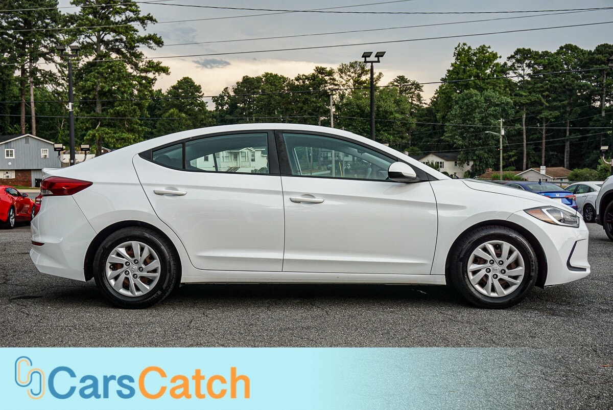 CARSCATCH - Used vehicle - SEDAN HYUNDAI ELANTRA 2018