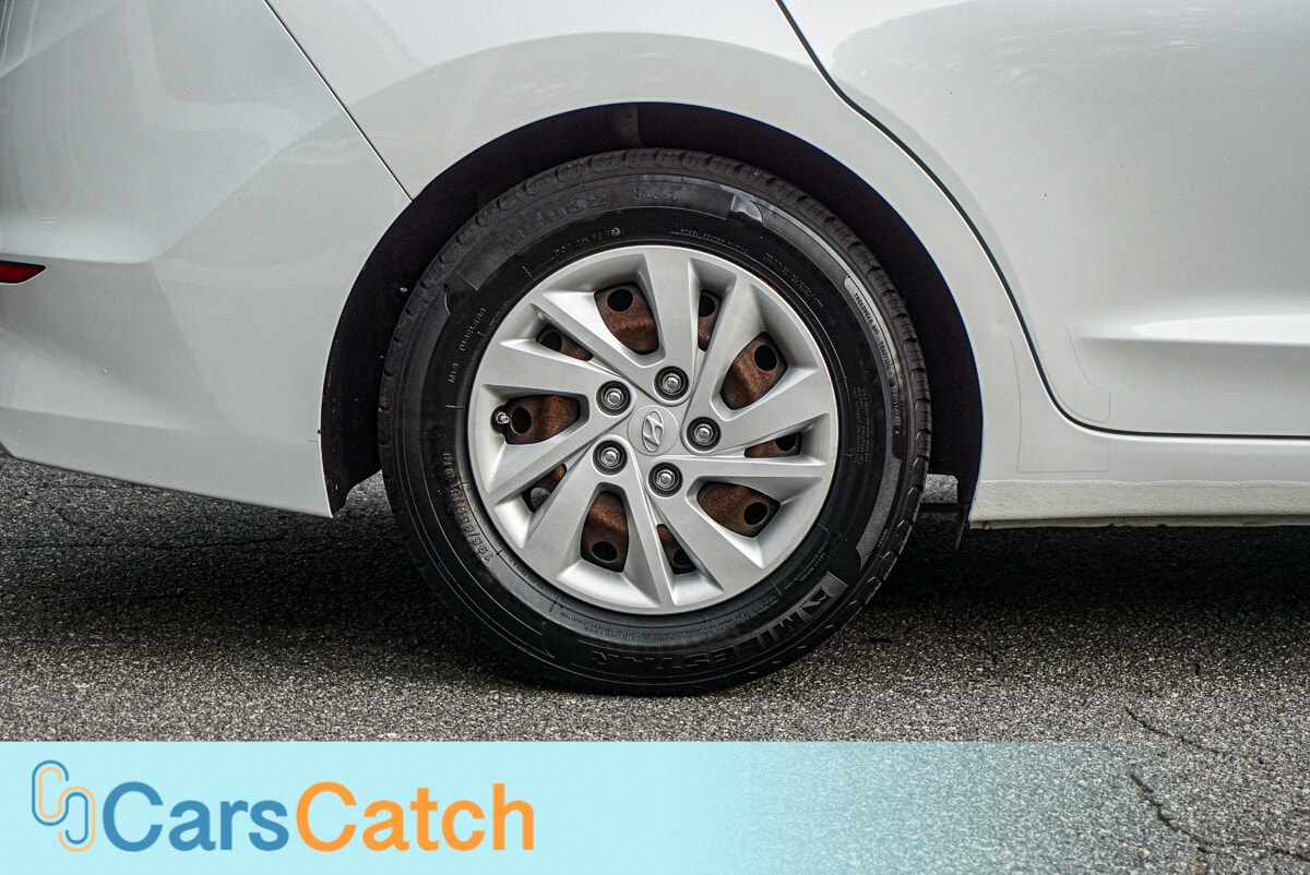 CARSCATCH - Used vehicle - SEDAN HYUNDAI ELANTRA 2018