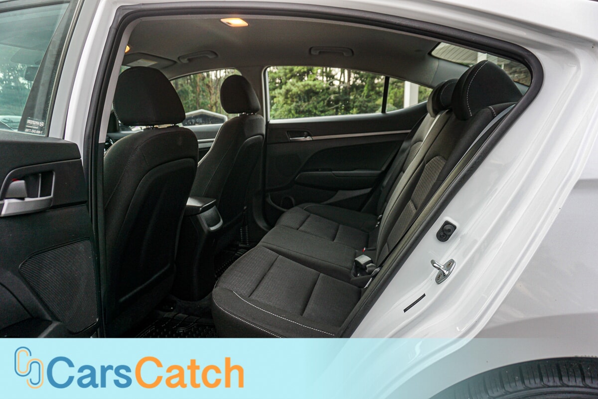 CARSCATCH - Used vehicle - SEDAN HYUNDAI ELANTRA 2018