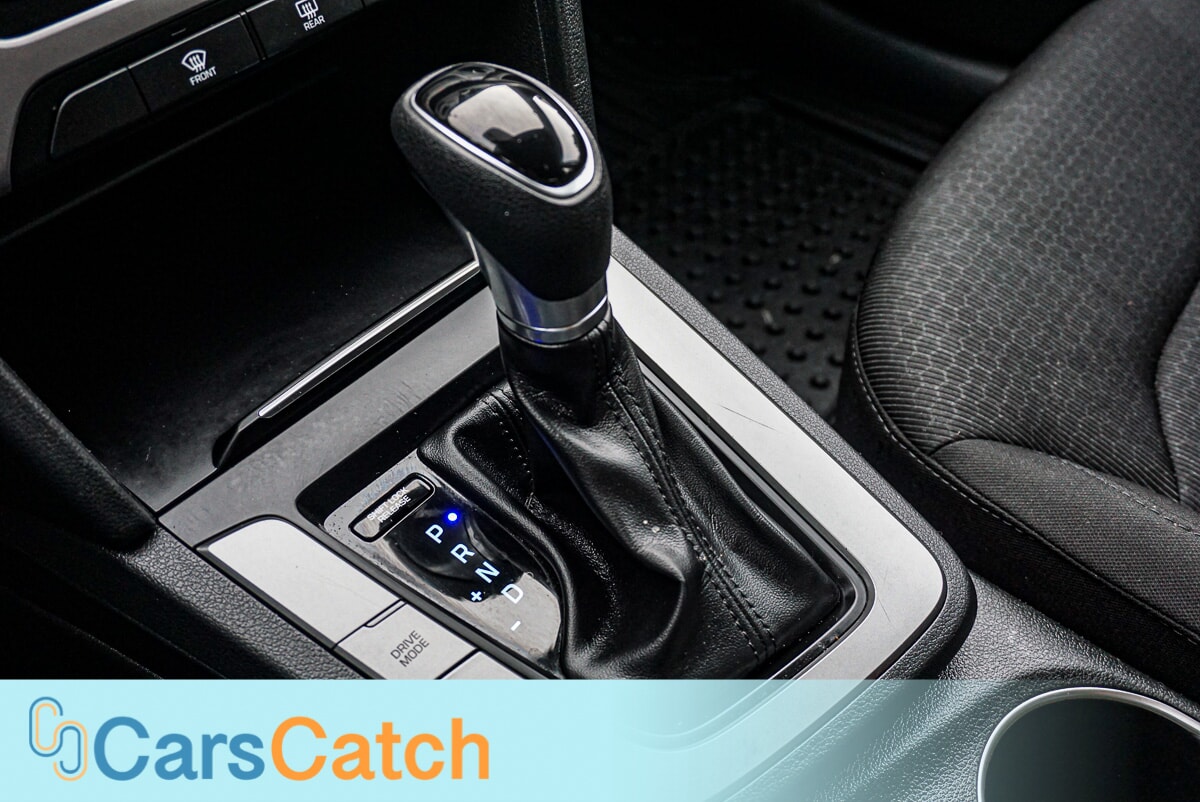 CARSCATCH - Used vehicle - SEDAN HYUNDAI ELANTRA 2018