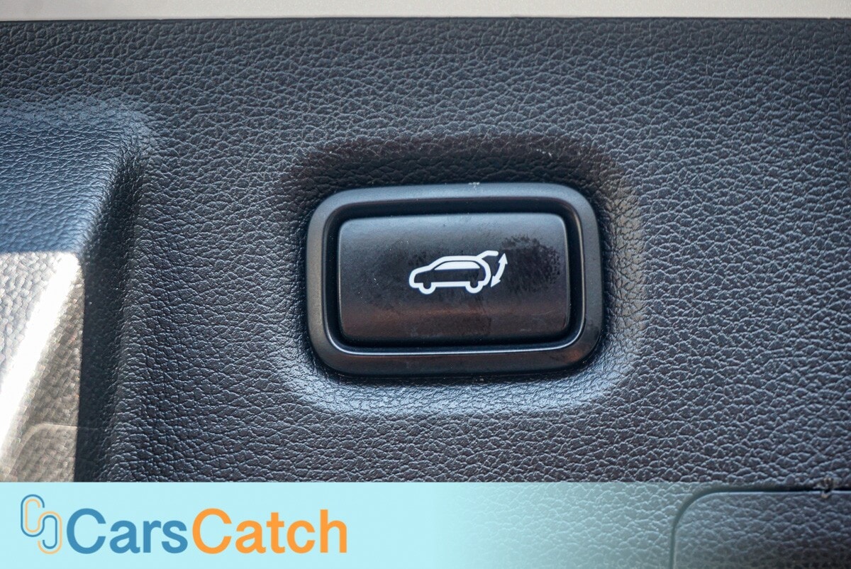 CARSCATCH - Used vehicle - SUV HYUNDAI SANTA FE 2019