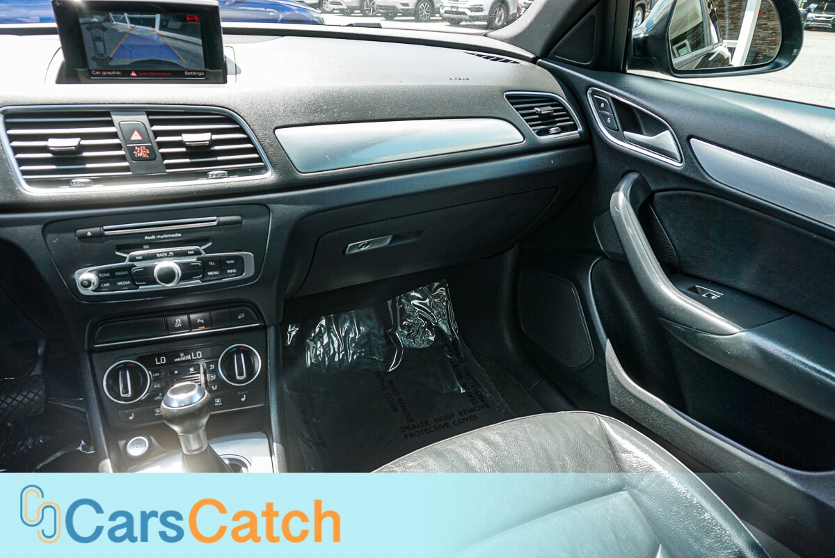 CARSCATCH - Used vehicle - SUV AUDI Q3 2018