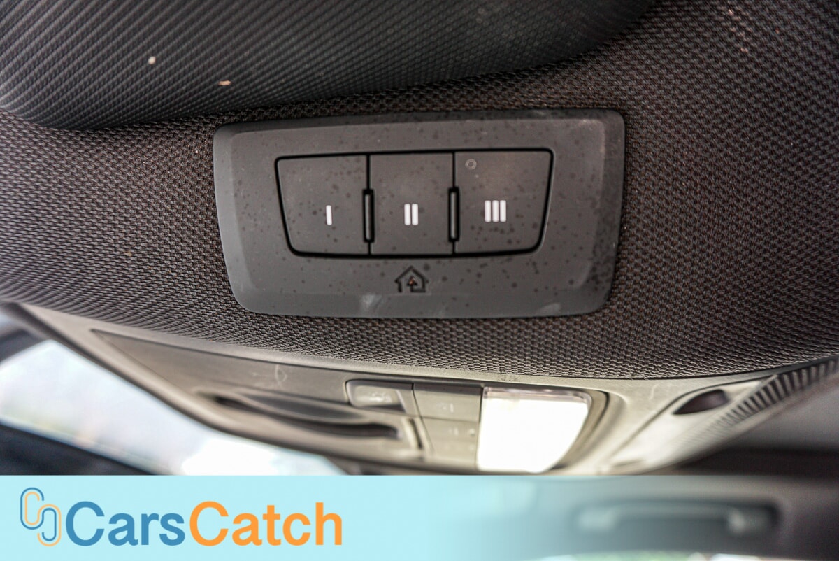 CARSCATCH - Used vehicle - SUV AUDI Q3 2018