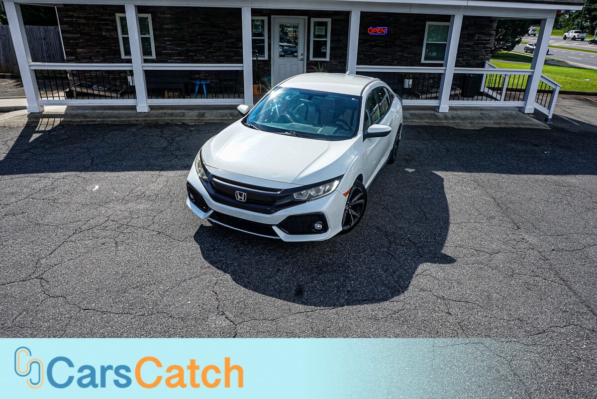 CARSCATCH - Used vehicle - SEDAN HONDA CIVIC HATCHBACK 2018