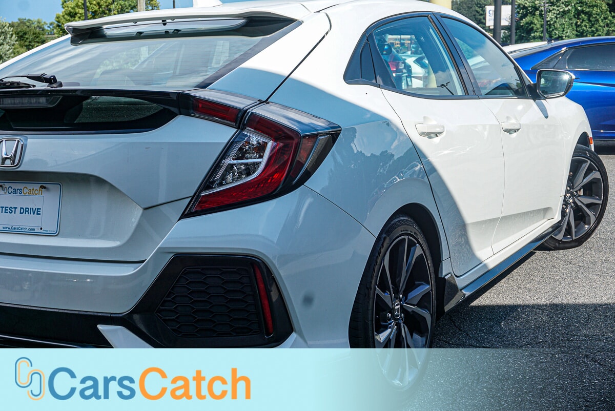 CARSCATCH - Used vehicle - SEDAN HONDA CIVIC HATCHBACK 2018