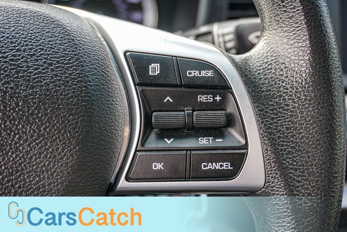 CARSCATCH - Used vehicle - SEDAN HYUNDAI SONATA 2019