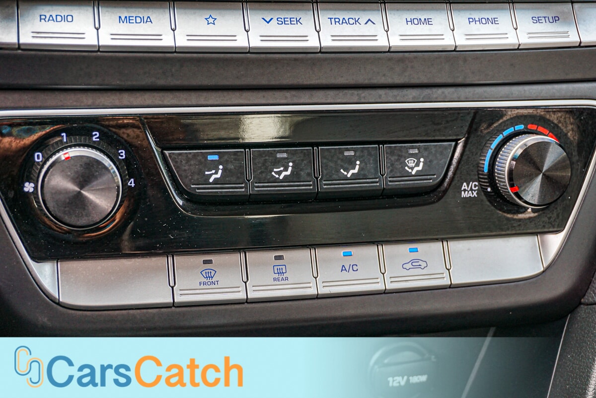 CARSCATCH - Used vehicle - SEDAN HYUNDAI SONATA 2019