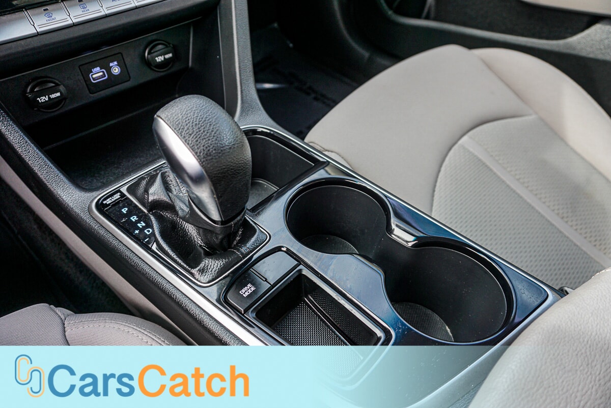 CARSCATCH - Used vehicle - SEDAN HYUNDAI SONATA 2019