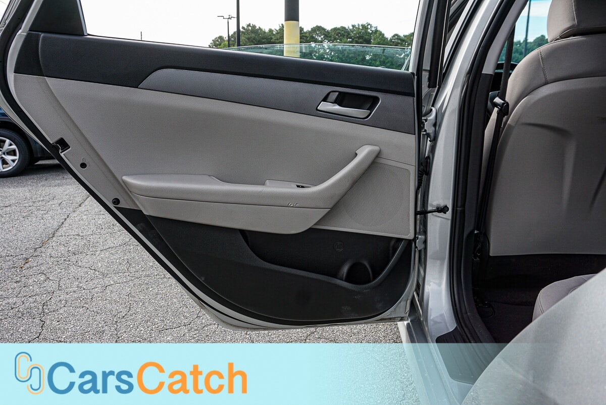 CARSCATCH - Used vehicle - SEDAN HYUNDAI SONATA 2019