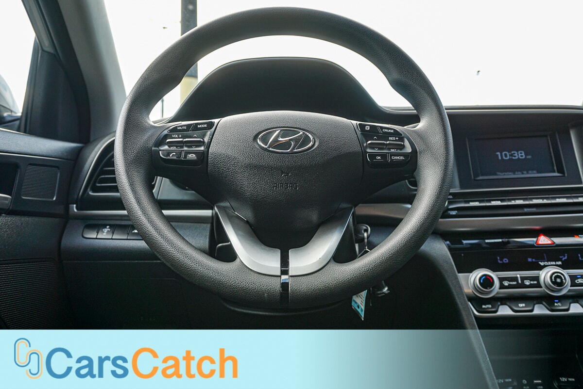 CARSCATCH - Used vehicle - SEDAN HYUNDAI ELANTRA 2020