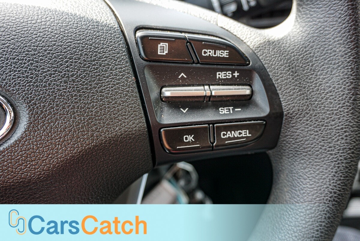 CARSCATCH - Used vehicle - SEDAN HYUNDAI ELANTRA 2020