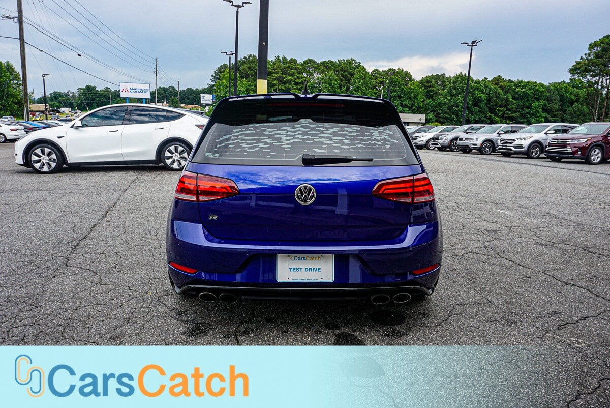 CARSCATCH - Used vehicle - SEDAN VOLKSWAGEN GOLF R 2018