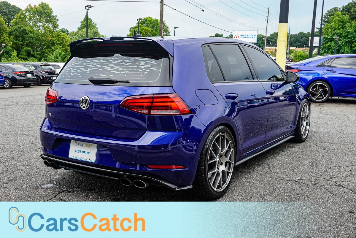 CARSCATCH - Used vehicle - SEDAN VOLKSWAGEN GOLF R 2018