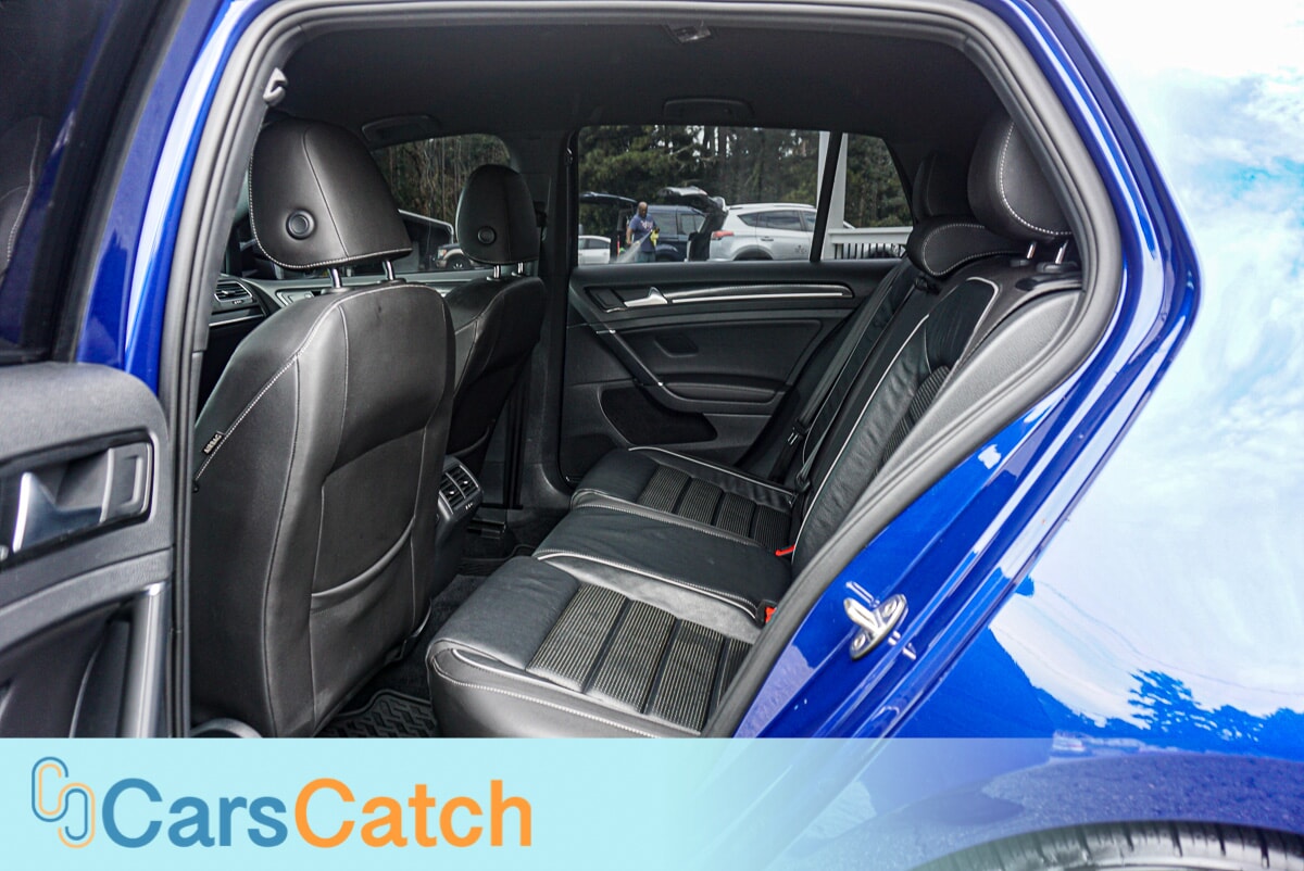 CARSCATCH - Used vehicle - SEDAN VOLKSWAGEN GOLF R 2018