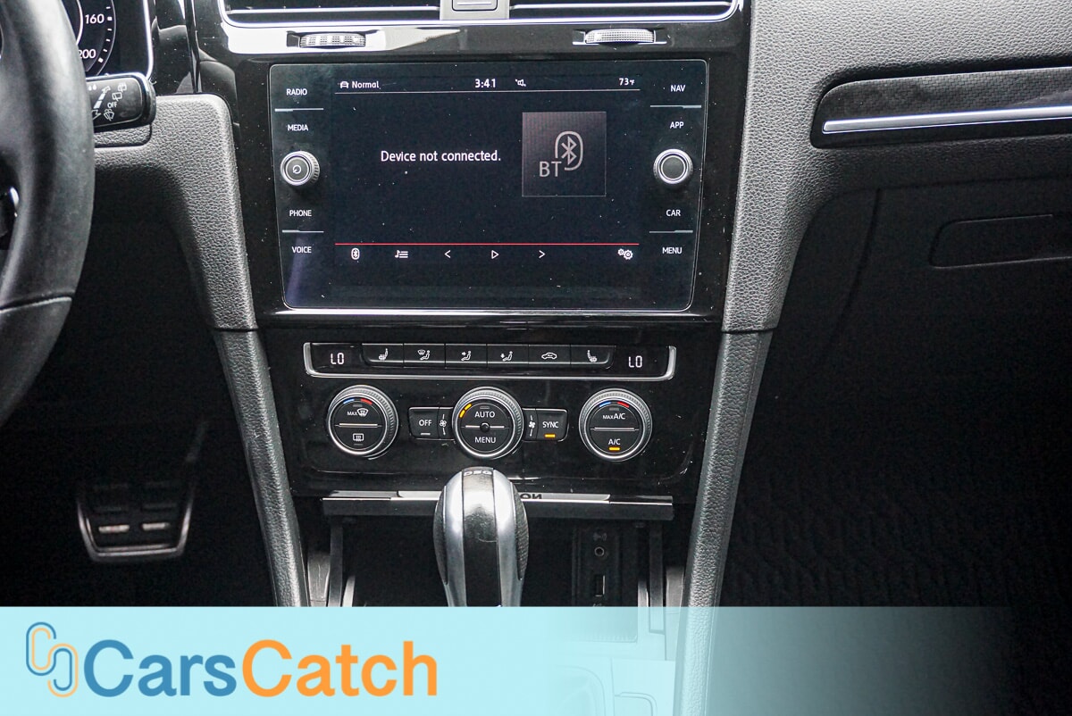 CARSCATCH - Used vehicle - SEDAN VOLKSWAGEN GOLF R 2018