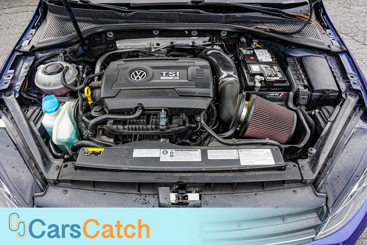 CARSCATCH - Used vehicle - SEDAN VOLKSWAGEN GOLF R 2018