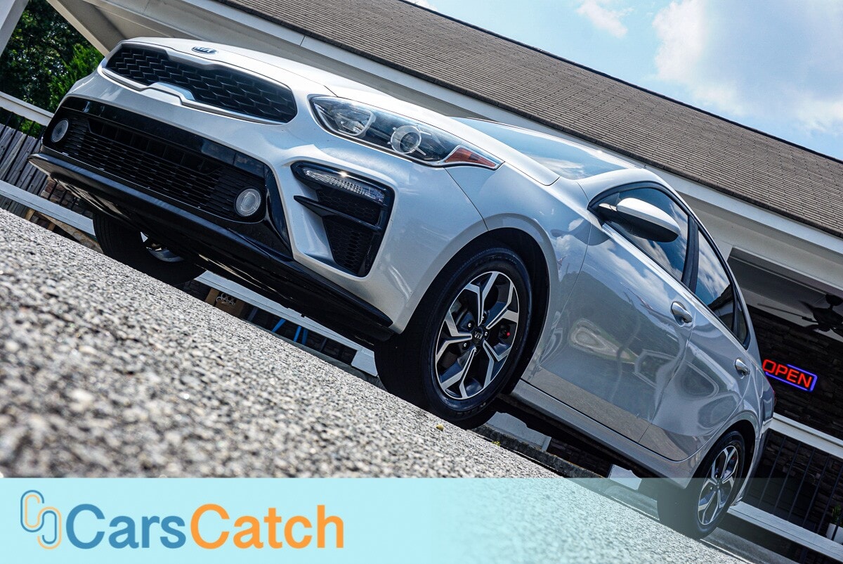 CARSCATCH - Used vehicle - SEDAN KIA FORTE 2019