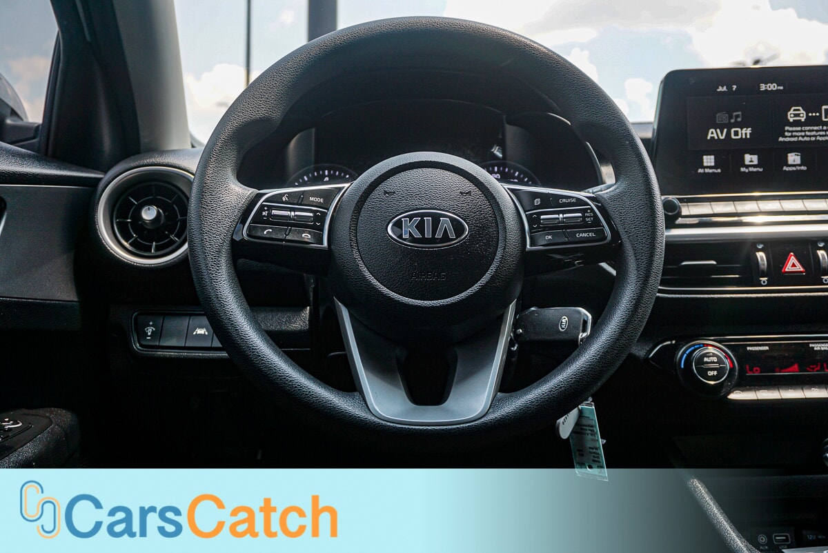CARSCATCH - Used vehicle - SEDAN KIA FORTE 2019