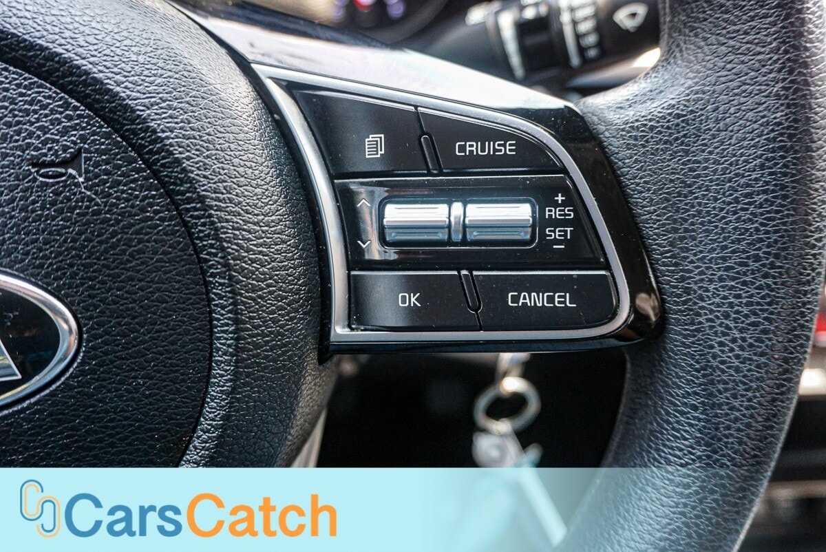 CARSCATCH - Used vehicle - SEDAN KIA FORTE 2019