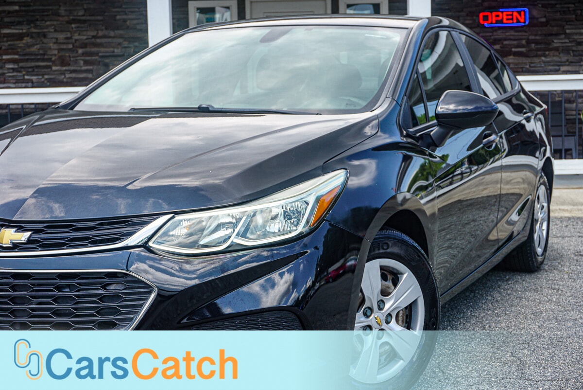 CARSCATCH - Used vehicle - SEDAN CHEVROLET CRUZE 2018