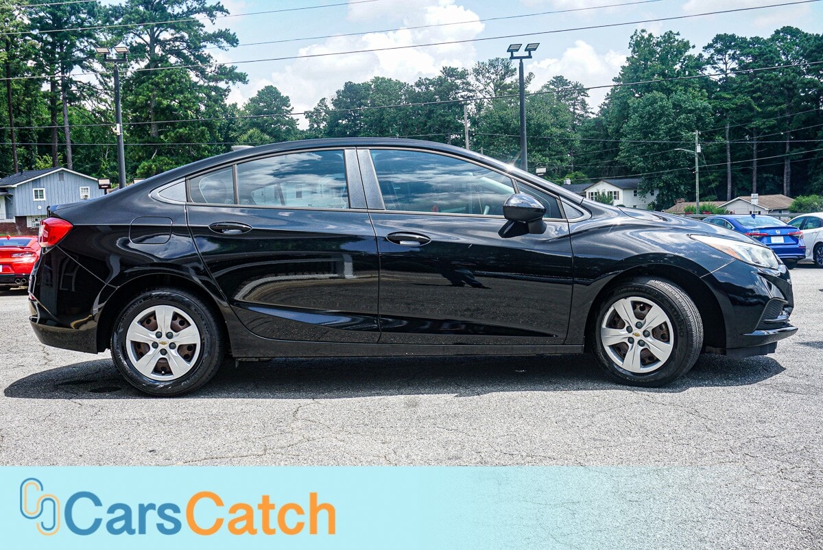 CARSCATCH - Used vehicle - SEDAN CHEVROLET CRUZE 2018