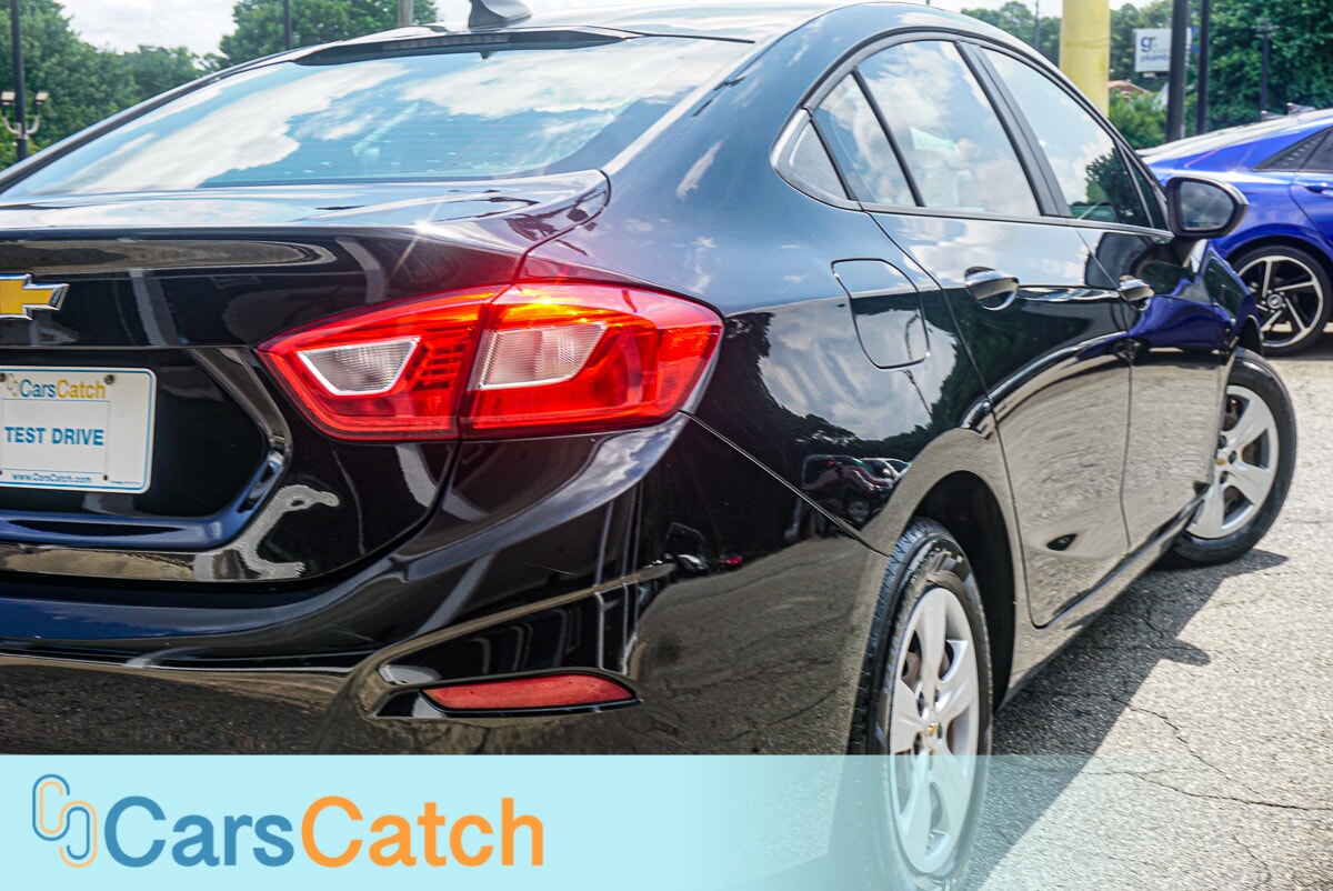 CARSCATCH - Used vehicle - SEDAN CHEVROLET CRUZE 2018