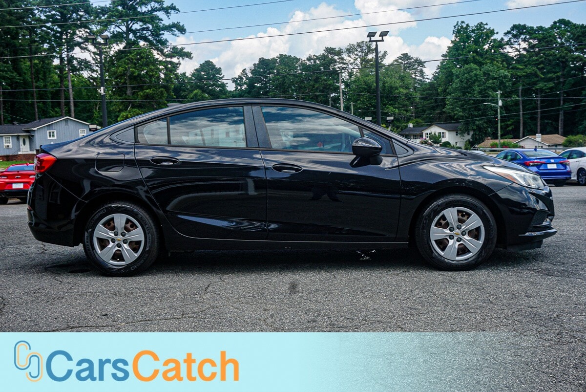 CARSCATCH - Used vehicle - SEDAN CHEVROLET CRUZE 2018